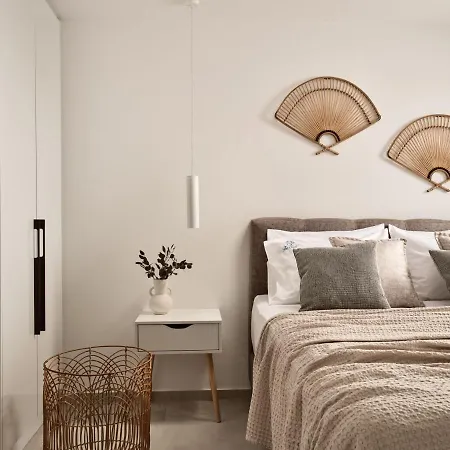 The Sall Complex B - Iconic Sea Views, By Zantewize *