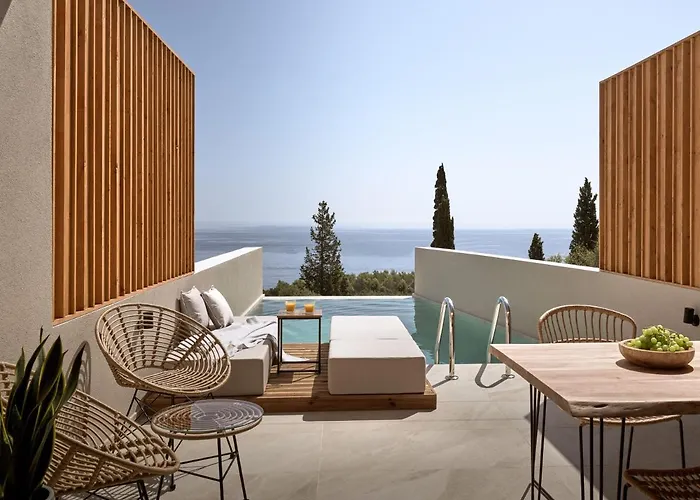 The Sall Complex B - Iconic Sea Views, By Zantewize Apartment