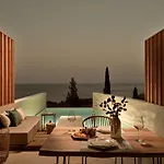 Apartamento The Sall Complex B - Iconic Sea Views, By Zantewize